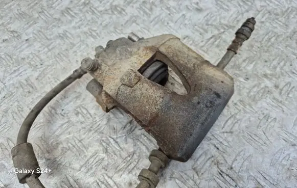 Seat Ibiza IV (6J,6P) Front brake caliper