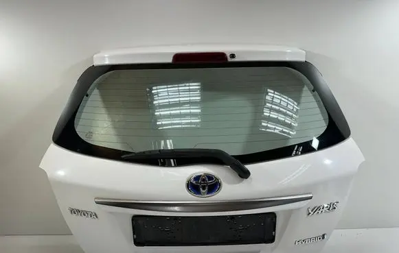 Toyota Yaris Tailgate/trunk/boot lid 