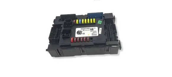 Fiat 500X Fuse box set 28481405 00520314420 116RI000777