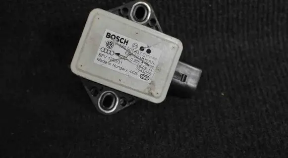 Audi A4 S4 B8 8K Acceleration sensor 0265005738 8K0907637C
