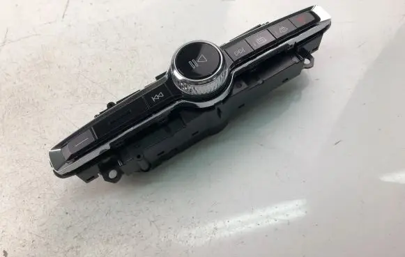 Interior fan control switch