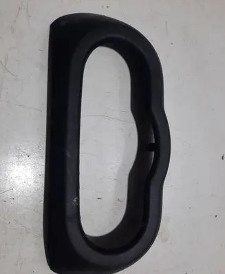Renault Twingo III Radio/GPS head unit trim 682601548R
