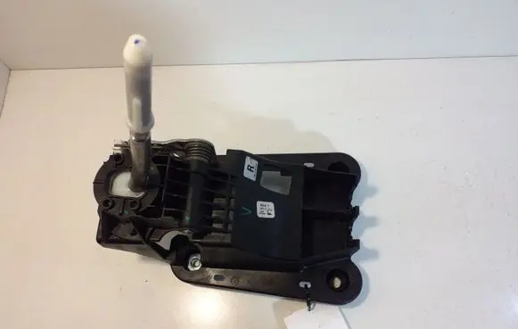 Citroen C3 Aircross Gear shifter/selector 1000333737