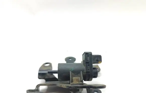 Renault Trafic III (X82) Turbo solenoid valve 8200762162 149320381R 0419