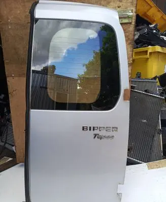 Peugeot Bipper Rear door