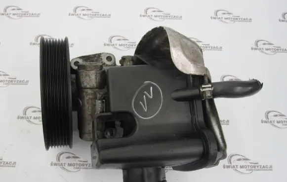 Mercedes-Benz E W210 Power steering pump 0034664201