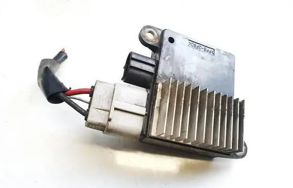 Mazda CX-7 Coolant fan relay 4993003400 499300-3400