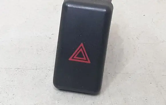 Mazda 3 I Hazard light switch BP4K664H0 03750330
