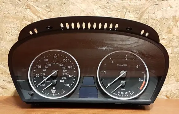 BMW 5 E60 E61 Speedometer (instrument cluster) 1092 6965359