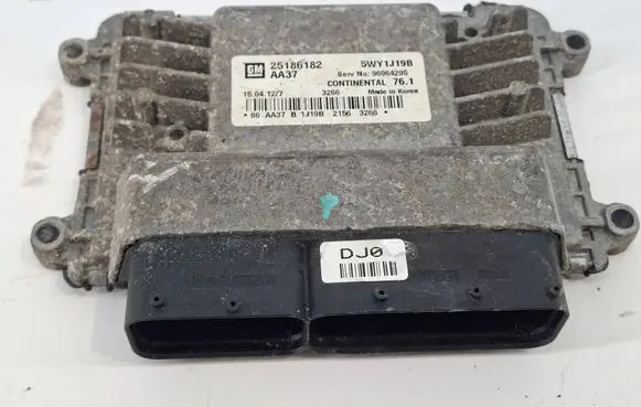 Chevrolet Orlando Engine control unit/module 25186182 5WY1J19B 96964295