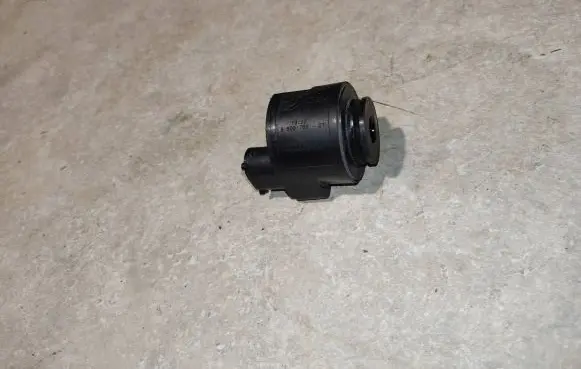 BMW 3 E90 E91 Fuel filter heater 8509766 13132 3001041