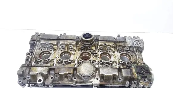 Engine head