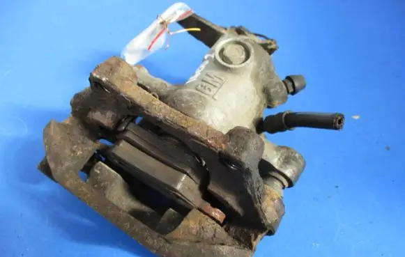 Opel Astra G Rear brake caliper