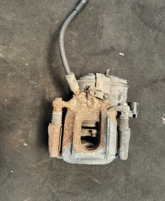 BMW X3 F25 Rear brake caliper