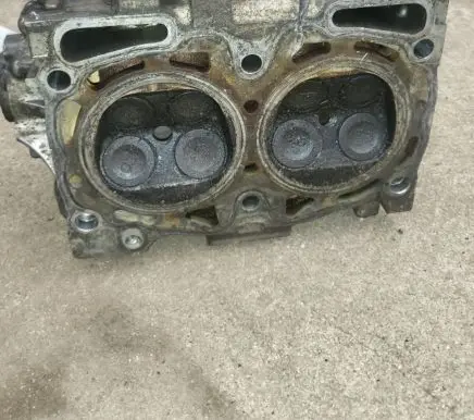 Subaru Forester SG Engine head 