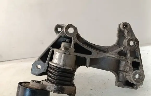 Renault Kadjar Generator/alternator belt tensioner 117104394R 6571015 MUB226