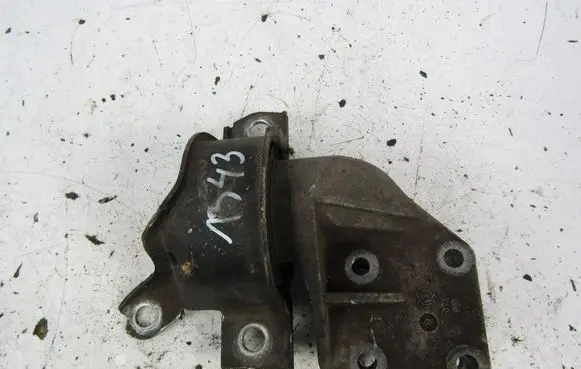 Fiat Punto (188) Engine mounting bracket 