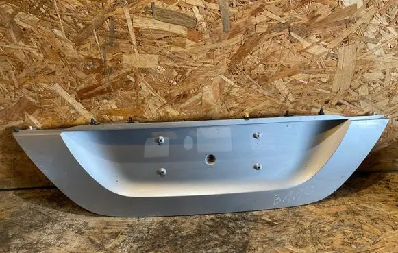 Mercedes-Benz CLK A209 C209 Tailgate trim 2097500081 SP5033