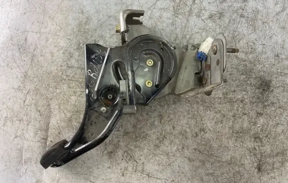 Mitsubishi Grandis Handbrake/parking brake lever assembly