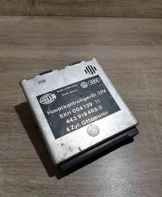 Audi 100 200 5000 C3 Other control units/modules 5KH00413911 443919465D
