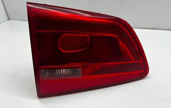 Volkswagen Touran II Tailgate rear/tail lights 176452