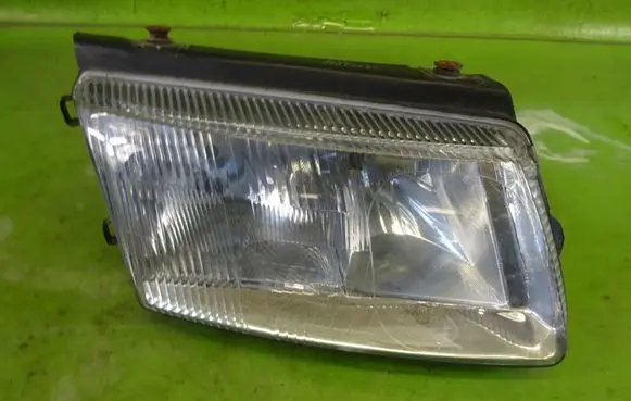 Volkswagen PASSAT B5 Headlight/headlamp 441-1156R