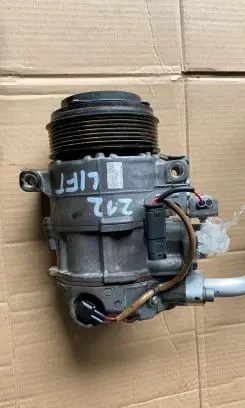 Mercedes-Benz E W212 Air conditioning (A/C) compressor (pump) A0032308811