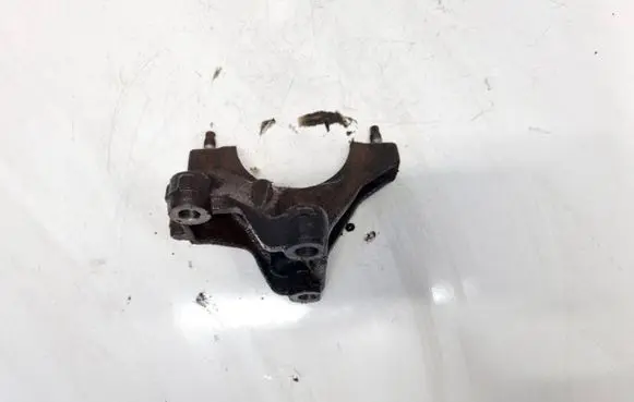 Mazda 3 I Engine mounting bracket 91610070A