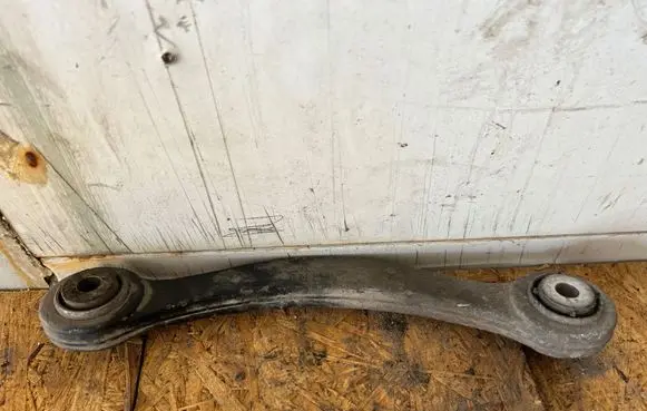 Mercedes-Benz E W211 Rear upper control arm/wishbone R2303521805