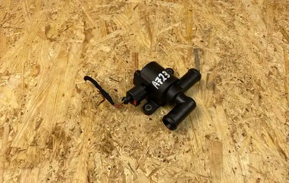 Volkswagen Golf VII Electric auxiliary coolant/water pump 5Q0906457K