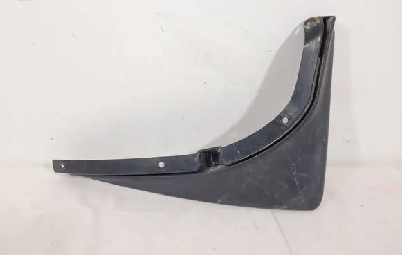 Skoda Octavia Mk2 (1Z) Rear mudguard 1Z0821821