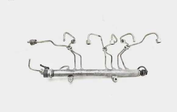 Volvo C30 Fuel distributor 31216313