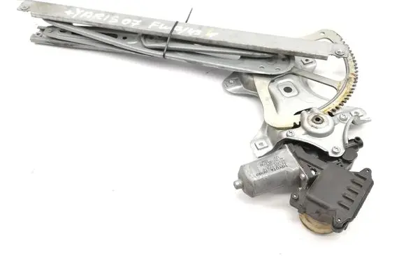 Toyota Yaris Front door electric window regulator 983722101