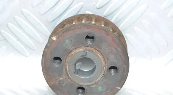 Opel Zafira B Crankshaft gear