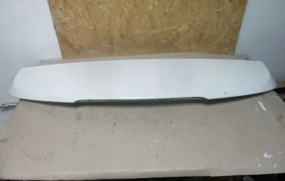 Hyundai i30 Tailgate/trunk spoiler 