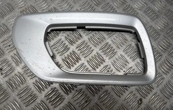 Volvo XC70 Front fog light trim/grill 30744506