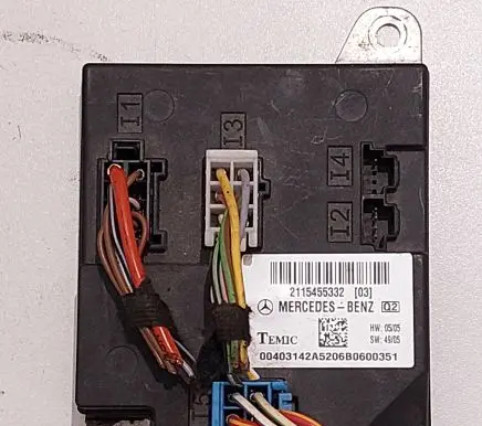 Mercedes-Benz E W211 Comfort/convenience module 2115455332 00403142A5