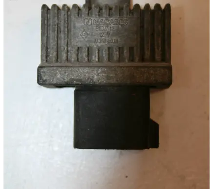 Renault Trafic II (X83) Glow plug pre-heat relay 7700115078 BED712