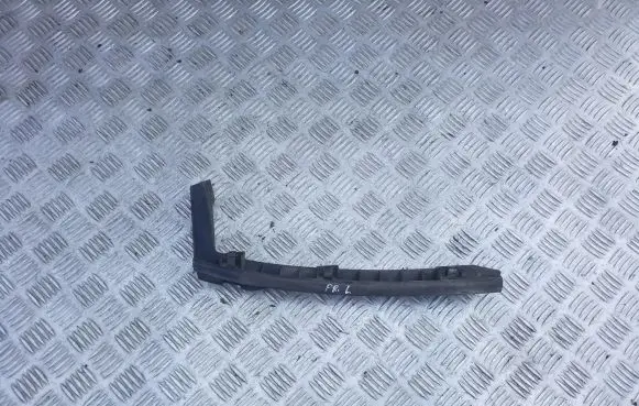 Front bumper mounting bracket