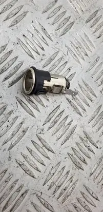 Mitsubishi L200 Cigarette lighter front 