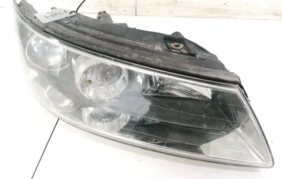 Hyundai Sonata Headlight/headlamp