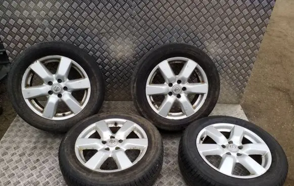 Nissan X-Trail T31 R17 alloy rim MB58