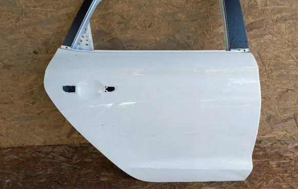 Hyundai i30 fastback Rear door I30.III.3.FASTBACK