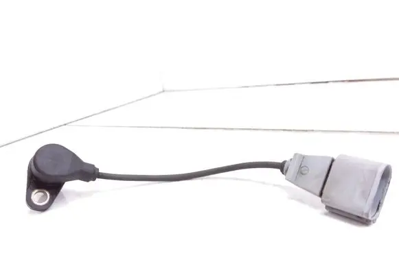 Volkswagen Golf IV Crankshaft position sensor 06A906433G