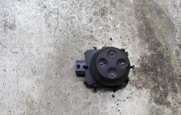 Mercedes-Benz C W205 Seat control switch A2059057603 10097855