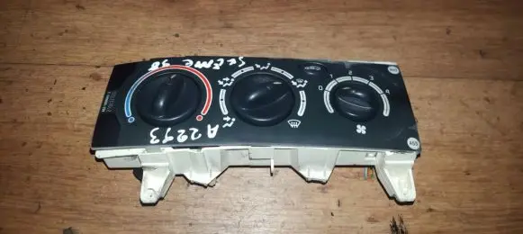 Renault Scenic I Climate control unit 651942p a53ch