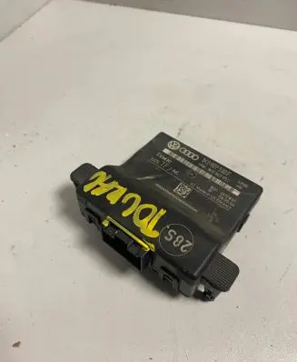 Volkswagen Touran I Gateway control module 1K0907530F 1K0907951