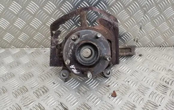 Nissan X-Trail T31 Front wheel hub
