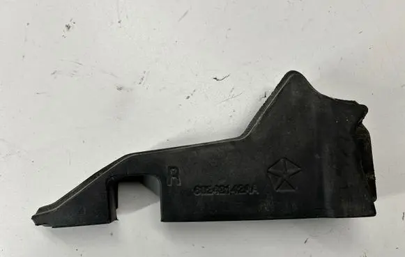 Jeep Compass Fender foam support/seal 68242142AA
