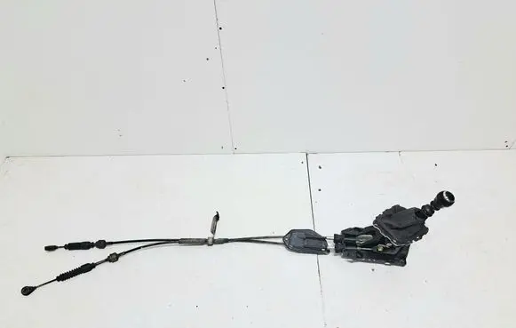 Toyota Avensis T270 Gear shifter/selector 
